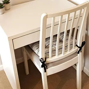 Wigmore - Free Parking & Airport & M1 & Contractor & Leisure Apartment